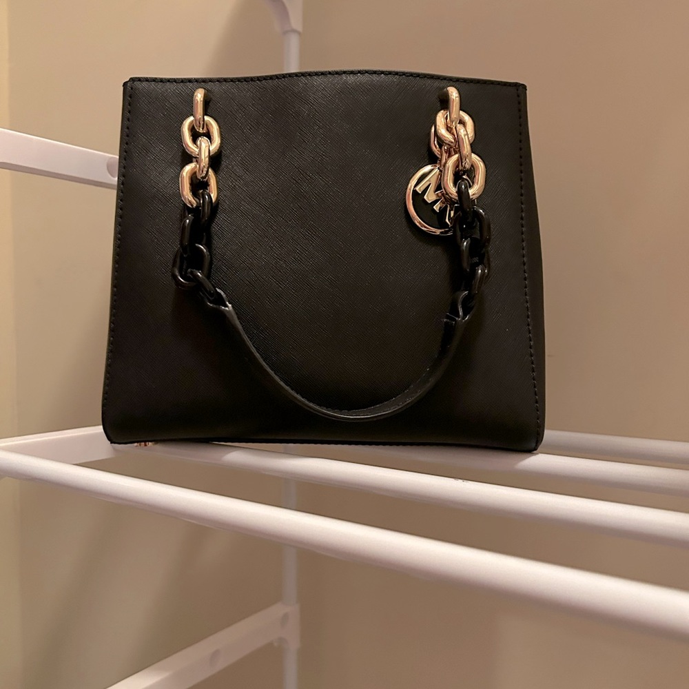 Micheal Kors Cynthia Saffiano Leather Satchel